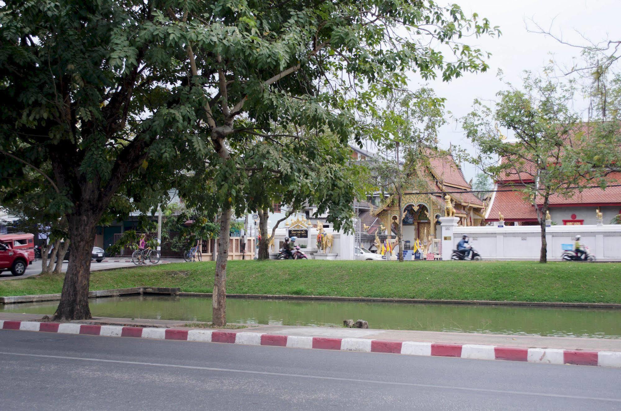 i-smile&U2 Hostel Chiang Mai Eksteriør bilde